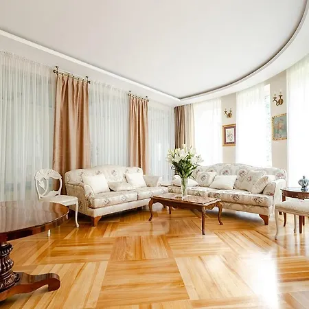 Luxury Indoor Pool Warsaw *