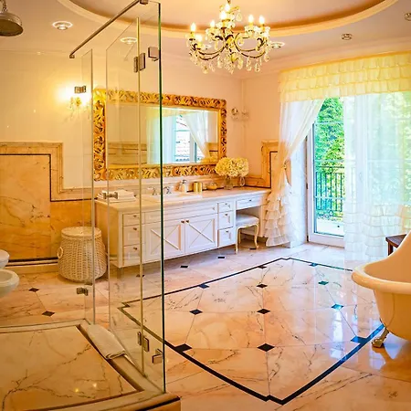 Luxury Indoor Pool Warsaw *