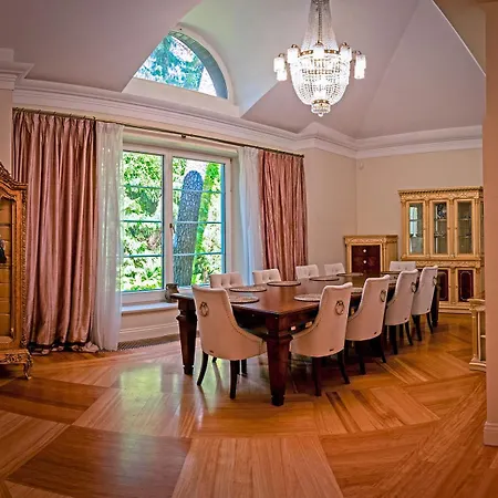 Luxury Indoor Pool Warsaw Villa *