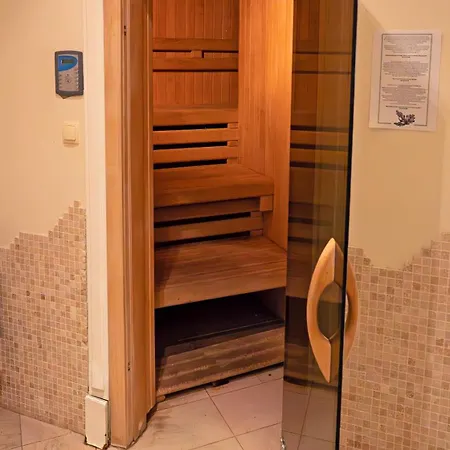 Luxury Indoor Pool Warsaw Villa *