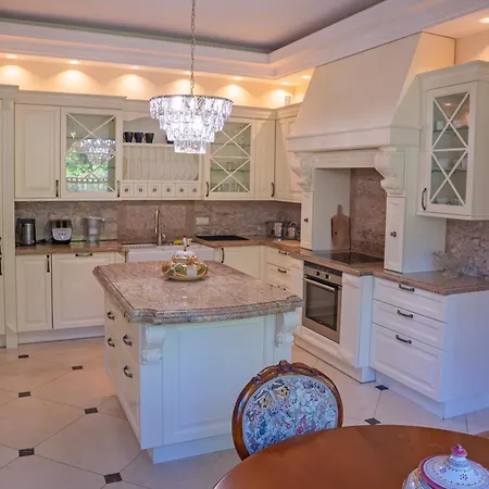 Luxury Indoor Pool Warsaw *