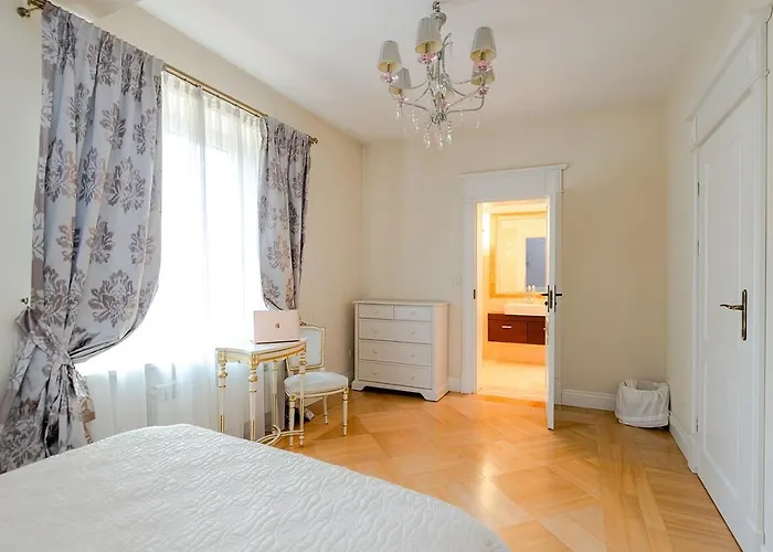 Luxury Indoor Pool Warsaw Villa