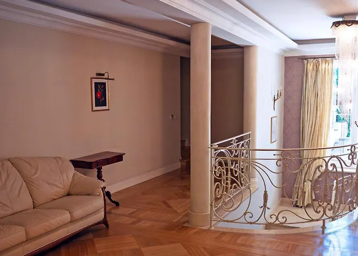 Villa Luxury Indoor Pool Warsaw Magdalenka