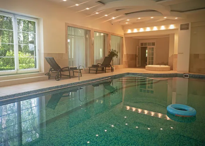Luxury Indoor Pool Warsaw Villa *